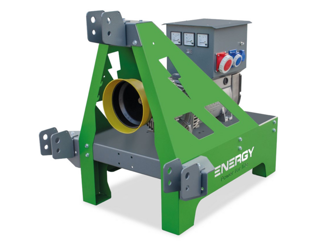 20kVA / 16kW Dauerleistung, 22kVA / 18kW Notleistung
empf. Traktorleistung ca. 55PS, 430 U/min an der Zapfwelle
Konfiguration für Hauseinspeisung mit CEE 400V 32A 1h Steckdose
Synchrongenerator 4polig, IP 44, V-A-Hz Instrumente
Gegenstecker CEE 32A 1h für die Hauseinspeisung
AVR Regelung 3-phasig messend zur Optimierung des Betriebes unter Schieflast
Spannungs- und Frequenzüberwachung am Generator verbaut